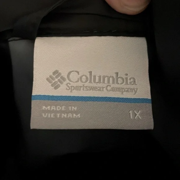 Columbia Women’s Jacket 1X Waterproof Zip Front Black Hooded Gorpcore Activewear - Picture 12 of 17